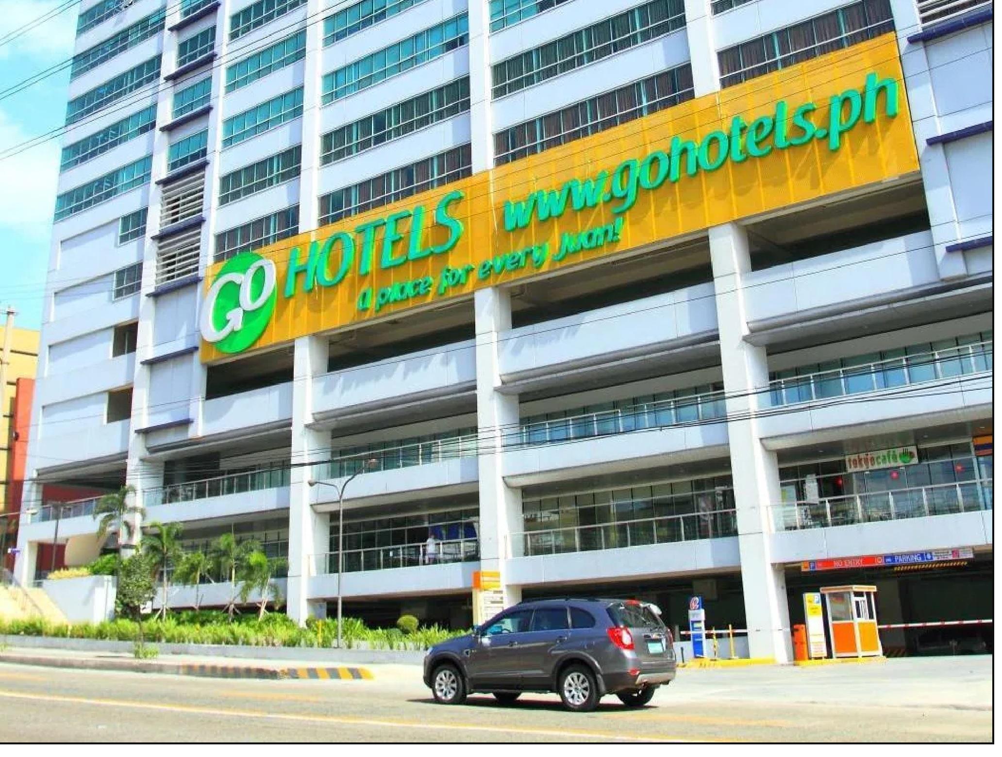 Go Hotels Plus Mandaluyong Exterior foto