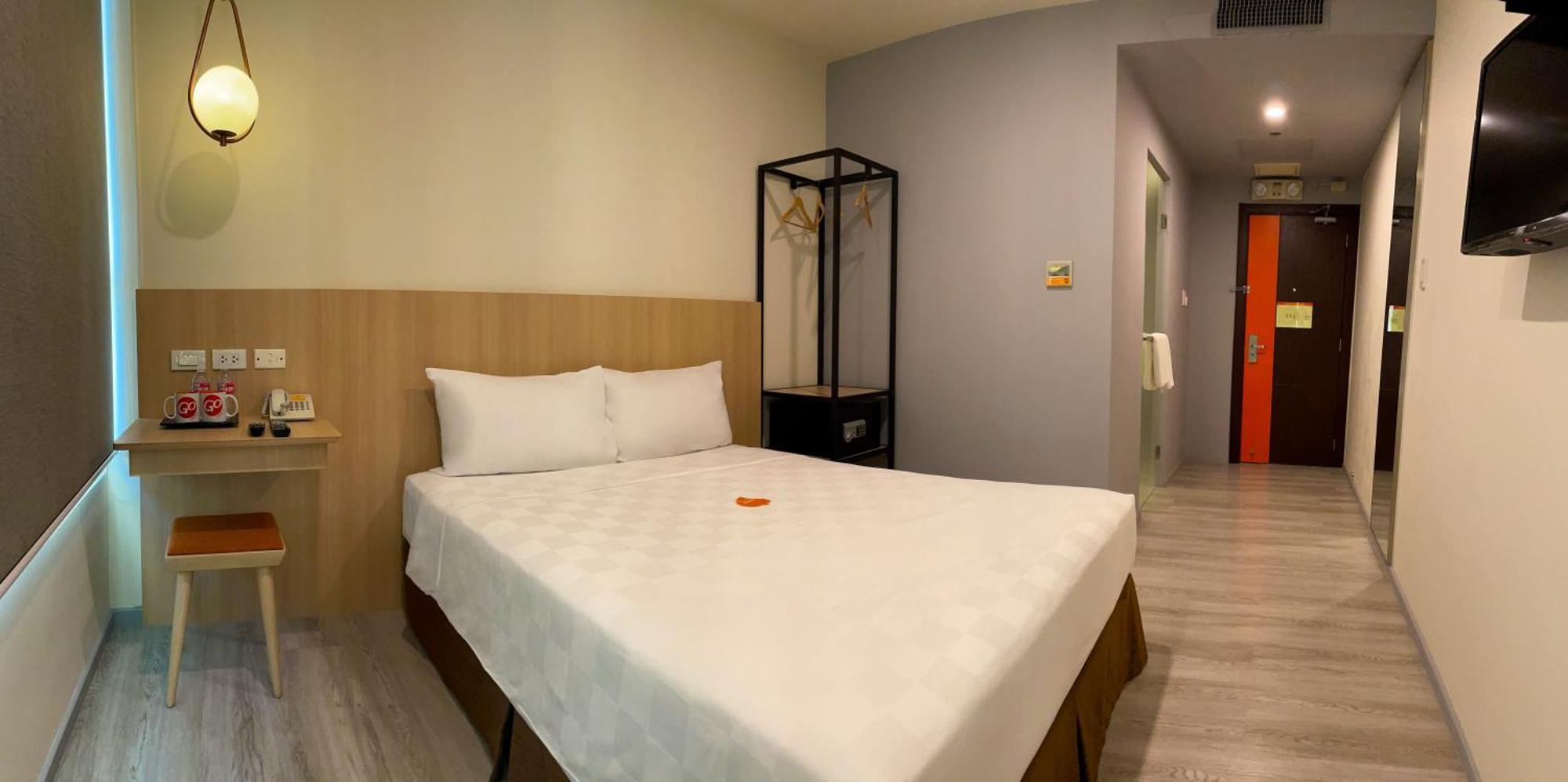 Go Hotels Plus Mandaluyong Exterior foto