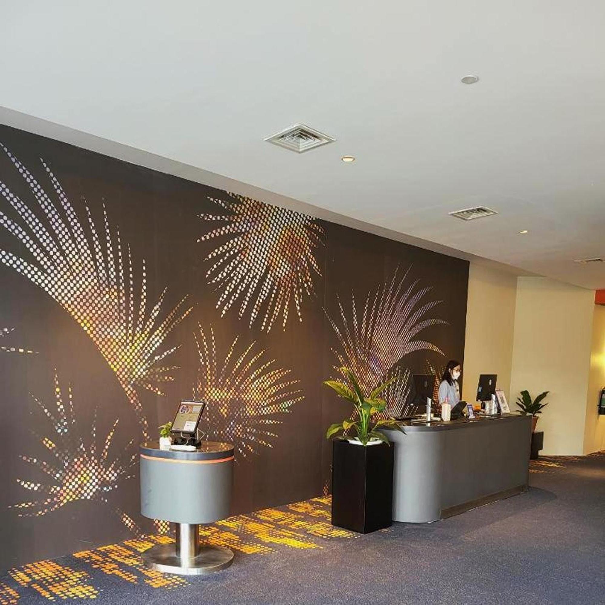 Go Hotels Plus Mandaluyong Exterior foto