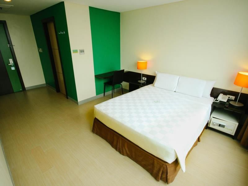 Go Hotels Plus Mandaluyong Exterior foto